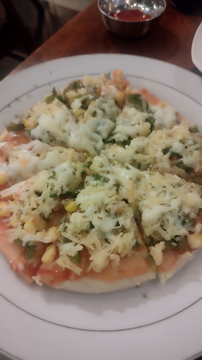 Tabletop dining presentation at Shivsagar Bali